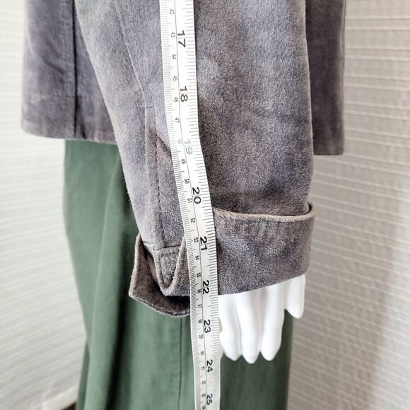 AMI Short Suede Jacket w/ Brass Toned Snaps Gray Women's M/L - Picture 12 of 16